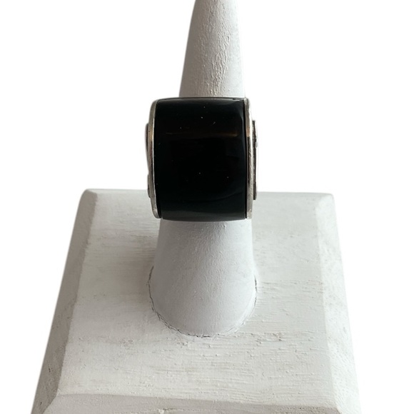 Large SS Ring w/Black Stone - Picture 2 of 7
